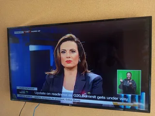 LG 49&#34; UHD Smart TV