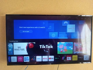 LG 49&#34; UHD Smart TV