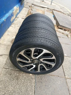 A set of 16inches 4x100 PCD with 90% thread tyres for toyota starlet/toyota yaris/ toyota runx