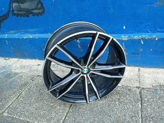 1 single 19inch OEM BMW 3 series 320d m sport mag 5x112 pcd 8.5J offset 40