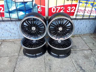 A set of 17inches universal PCD 4x100 and 4x108 PCD mags for Toyota/Hyundai i20/opel corsa/Chevrolet