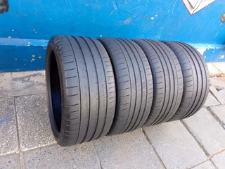 A set of 275/35R20 and 245/40R20 michelin tyres this tyres are still in perfect condition 85% thread