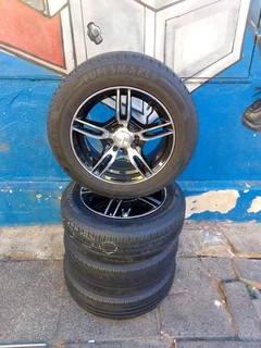 set of 14inch universal PCD 4x100 /4x108 PCD mags with tyres for Toyota Etios/Runx/KIA picanto/Honda