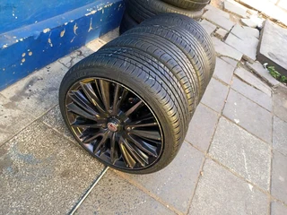 A set of 17inches mags 4x100 pcd with 90% thread life tyres for kia rio/renault clio/toyota runx