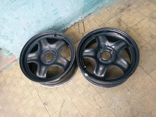 Two 16inches original renault steel rims and one 16inch wheel cover R750 each rim and R400 for cover