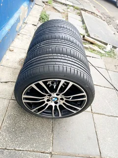 A set of 19inches OEM BMW F10 F20 F25 F30 mags rim 5x120 PCD Narrow and wide with runflat tyres