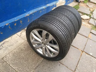 A set of 16inches original mags rim 4x100 PCD with tyres for toyota starlet/suzuki swift/ hyundai