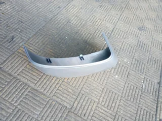 2011 to 2018 ford focus right side mirror cover for sale0730045063 contact Blaise on WhatsApp