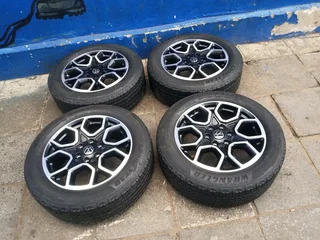 A set of 20inches original Ford Ranger Wildtrak mags 6x139.7 PCD with 95% thread Goodyear tyres