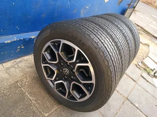 A set of 20inches original Ford Ranger Wildtrak mags 6x139.7 PCD with 95% thread Goodyear tyres