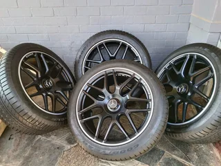 A set of 22inches OEM Mercedes AMG G Wagon G63 mags rim 5x130 PCD with 95%thread Goodyear tyres