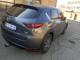 2018 mazda CX5 2.2Liter Diesel Skyactiv-D AWD Automatic drive 4x4  Colour: Grey. Service book