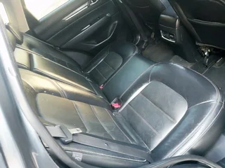 2018 mazda CX5 2.2Liter Diesel Skyactiv-D AWD Automatic drive 4x4  Colour: Grey. Service book