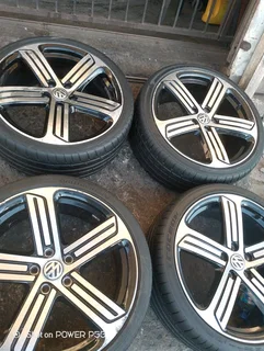 A set of 19inches original VW Golf 5 6 7 mags rim 5x112 PCD with tyres. Also fit Audi A3 A4 A5 A6
