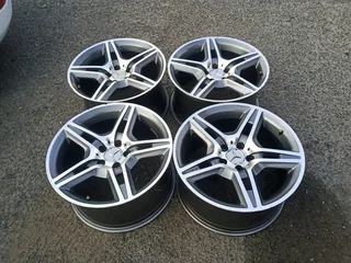 A set of 18inches original AMG Mags 5x112 PCD for Mercedes Benz / Vito also fit Mercedes GLA GLB GLC