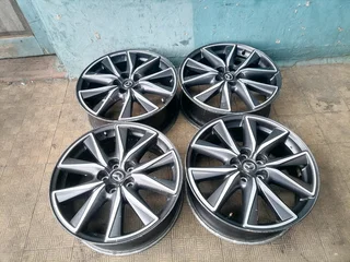 A set of 19inches original mazda CX-5 mags rim 5x114.3 PCD