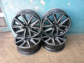 A set of 19inches original mazda CX-5 mags rim 5x114.3 PCD