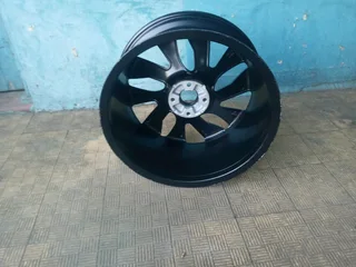 1 Brand new single 19inch original Cetroen DS5 /DS4 mag rim 4x108 PCD8.5J Offset 29 just one rim