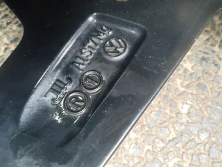 1 single 17inch OEM/ original VW Polo R-Line mag 5x100 PCD