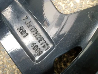 1 single 17inch OEM/ original VW Polo R-Line mag 5x100 PCD