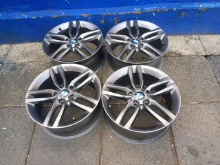 set of 18inch original BMW 3 series F30 F31 and 4 series F32 F33 F36 mags 5x120 PCD Narrow and wide