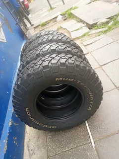 A set of 235/85R16 BF Goodrich mud-Terrain T/A tyres still in perfect condition. no patch no plug
