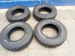 A set of 235/85R16 BF Goodrich mud-Terrain T/A tyres still in perfect condition. no patch no plug