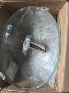 Bathroom basin (glass) with tap