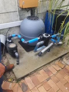 Paarl swimming pool building and repairs-0787460880 in all areas 24/7