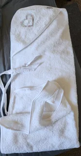 Baby sense hooded apron towel - NEW