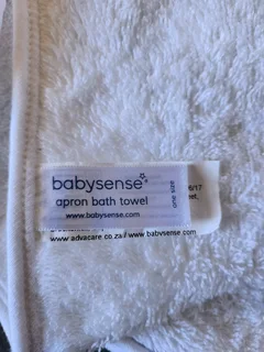 Baby sense hooded apron towel - NEW