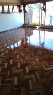 WOODEN FLOORING,  LAMINATE AND VINYL  FITTING