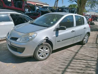 Renault Clio 3 2007 1.6 DO20 Automatic Stripping for Spares - Quality Renault Used Parts!!