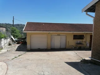 2 Bedroom Outbuilding is available for rent in Mariannhill, Nagina