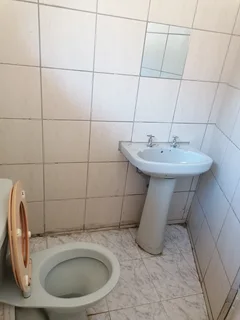 2 Bedroom Outbuilding is available for rent in Mariannhill, Nagina