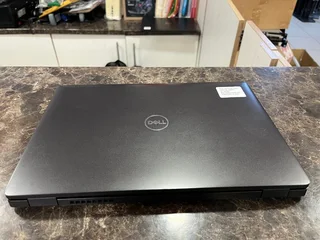 Dell latitude 5300 core i5 8th Gen 8gb ram 256 sss