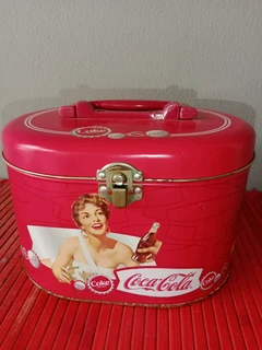 Beautiful Rare Coca-Cola tin
