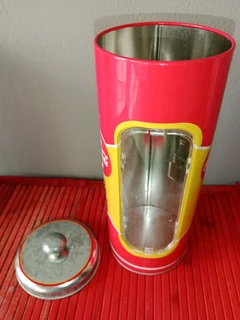 Original vintage Coca-Cola tin