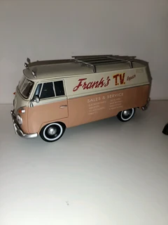 Vw bus transformers edition 1/24 model