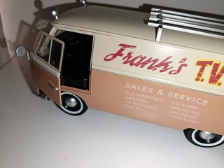 Vw bus transformers edition 1/24 model