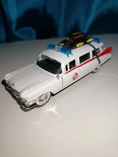 Cadillac -Ghostbusters edition 1/32 diecast model