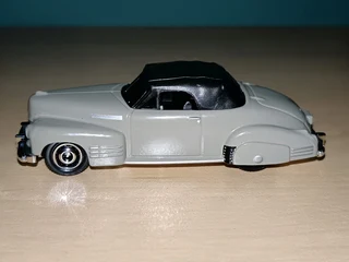 Cadillac 1:64 matchbox