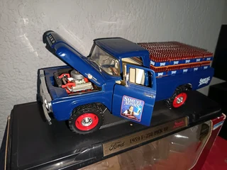 1959 Ford F250 pickup 1/18 diecast model