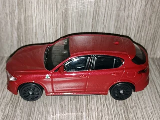 1/43 Alfa Romeo stelvio