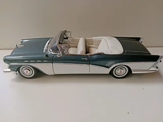 1/18 1957 Buick roadmaster model car