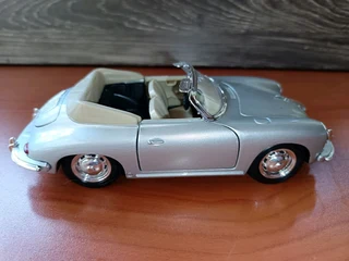 Porsche 356 b 1/24 model car