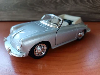 Porsche 356 b 1/24 model car