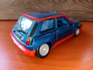 Renult 5 turbo 1/24 model car