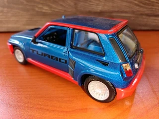 Renult 5 turbo 1/24 model car