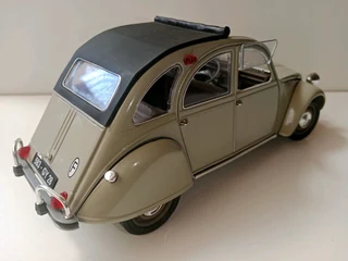 1/18 scale citroen 2CV solido model car